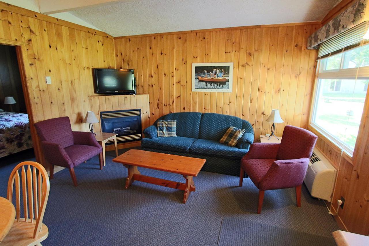 Colonial Bay Motel And Cottages Huntsville Kamer foto